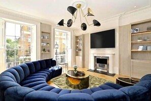 TV - Connaught 2 : Hyde Park Luxury (Greater London)