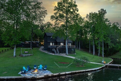 Lakefront Paradise on Lake Martin- Boathouse, Dock, Game Room & More!