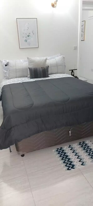 3 bedrooms, desk, iron/ironing board, WiFi - Exquisite 3 bedroom family home -Pristine stay- (Canefield)