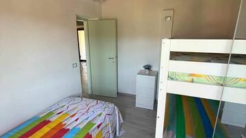 2 camere, accesso a Internet, lenzuola