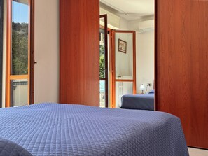 2 chambres, fer et planche à repasser, Wi-Fi gratuit, draps fournis