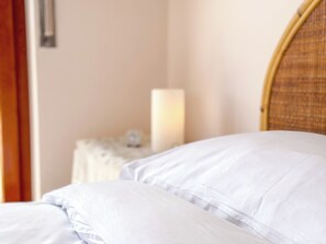 3 bedrooms, WiFi, bed sheets