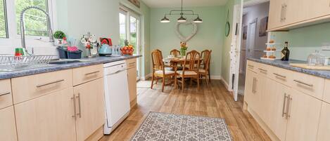 Diskmaskin och grytor/köksredskap