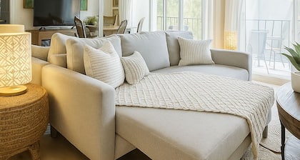 Prime Location! 3BR, 10 Min to Beach, 5 Min to Irvine – Walk to Pool & Courts