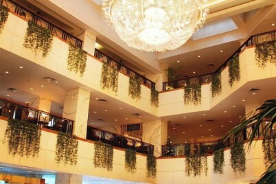 Lanzhou Feitian Hotel (Lanzhou University Subway Station)