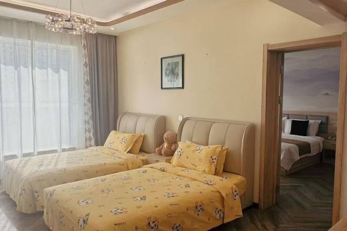 Cots/infant beds