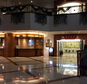 Lobby - Lanzhou Feitian Hotel (Lanzhou University Subway Station) (Lanzhou)