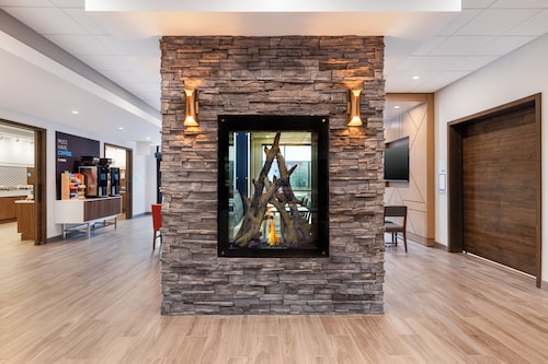 Holiday Inn Express & Suites Steamboat Springs by IHG