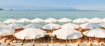 Apartment 4 guests, front of the sea