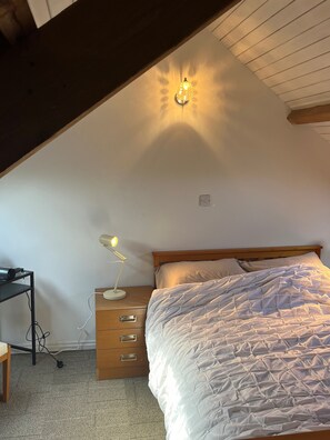 1 間睡房、熨斗/熨衫板、Wi-Fi、床單