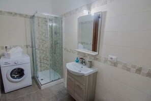 Hair dryer, towels