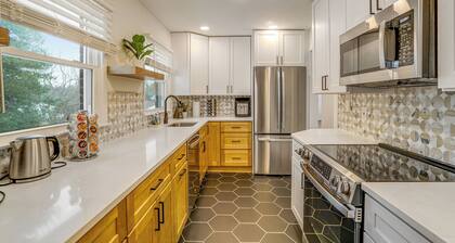 Spacious 5-bedroom house with AC, WiFi in delightful Alexandria