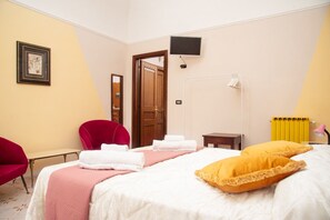 1 chambre, bureau, Wi-Fi, draps fournis