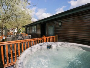 Ferienhaus | Außen-Whirlpool