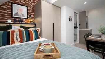 Desk, iron/ironing board, free WiFi, bed sheets