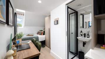 Desk, iron/ironing board, free WiFi, bed sheets