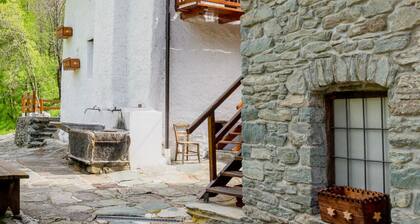 Casa Vacanze con Vista sulla Valle Soana