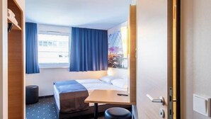 Room - B&B HOTEL München City-Nord (Munich)