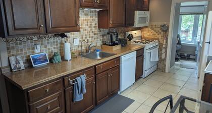 3BR upstairs duplex in delightful West Milford