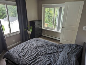 3 Schlafzimmer, Schreibtisch, Bügeleisen/Bügelbrett, kostenloses WLAN