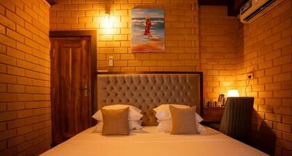 Bricks 90 Weligama - Deluxe Double or Twin Room with Sea View
