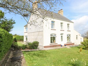 Cottage | Exterior - Burry House (Swansea)