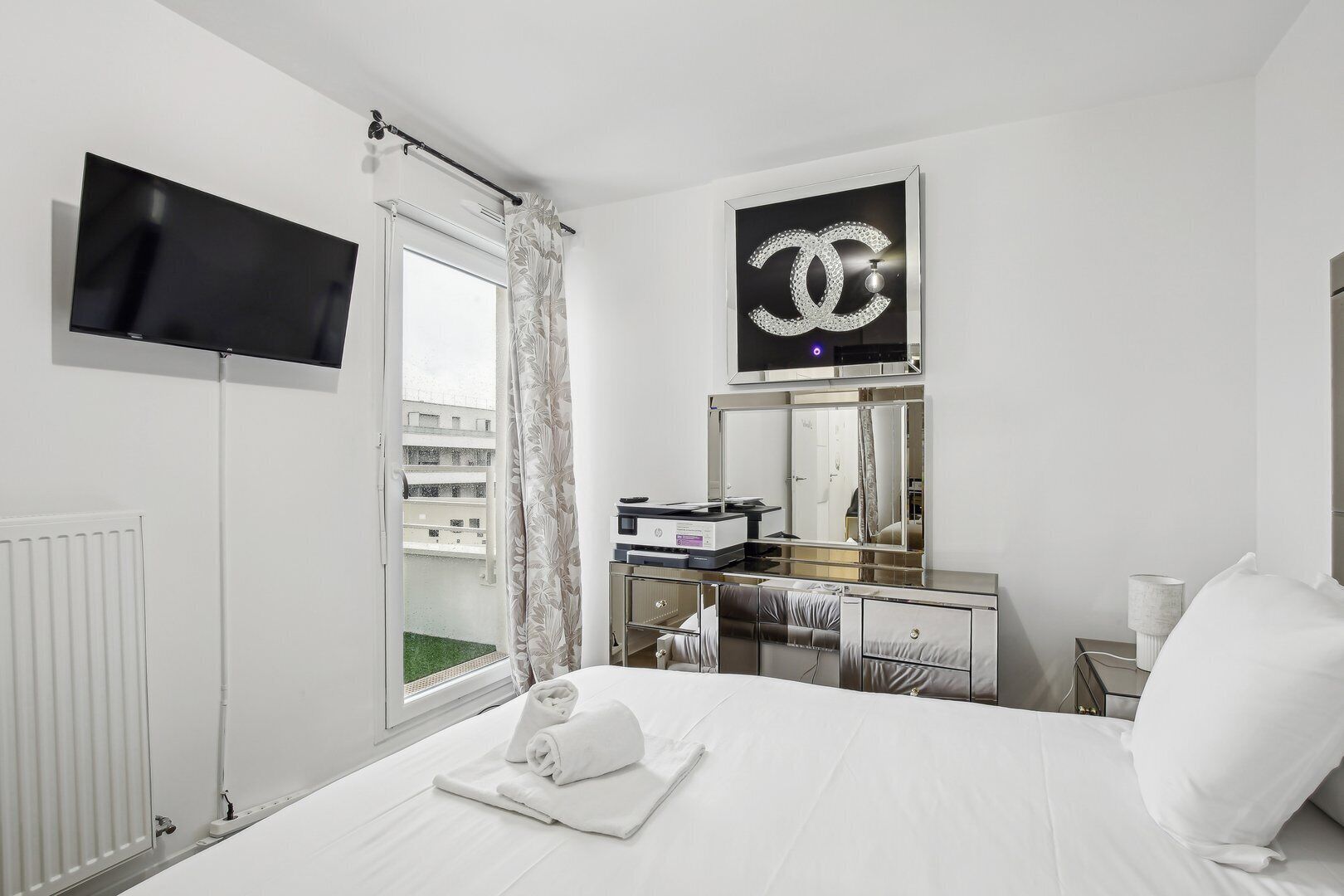 2 habitaciones, escritorio, acceso a internet y ropa de cama 