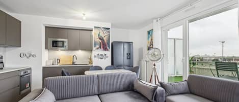 Téléviseur, livres