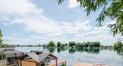 Cozy Lakeview Home with Water Access