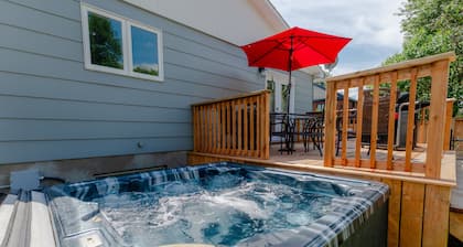 Cozy Lakeview Home with Water Access