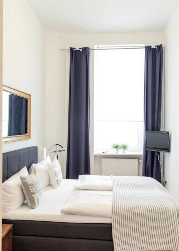 2 chambres, bureau, fer et planche à repasser, Wi-Fi gratuit