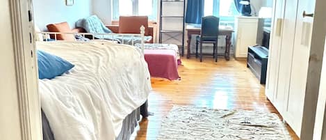 3 chambres, bureau, fer et planche Ă repasser, Wi-Fi gratuit