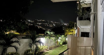 Comfy apartment in Havendale with great Amenities.