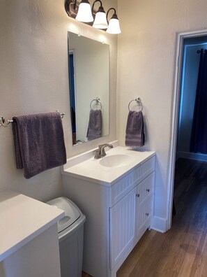 Towels, soap, toilet paper - The American Craftsmen (Albuquerque)