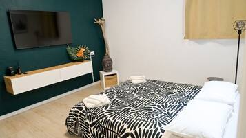 1 camera, Wi-Fi, lenzuola