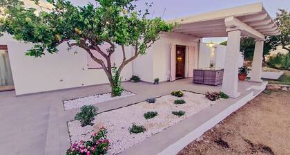 Riccardo's - Your House Near the Sea