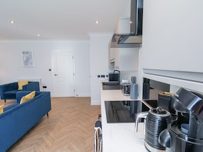 Fridge, microwave, dishwasher, toaster