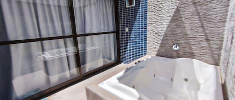 公寓 | 室內 Spa 池