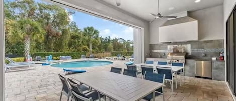 Comfort House, Multiple Bedrooms, Private Pool | Terrace/patio
