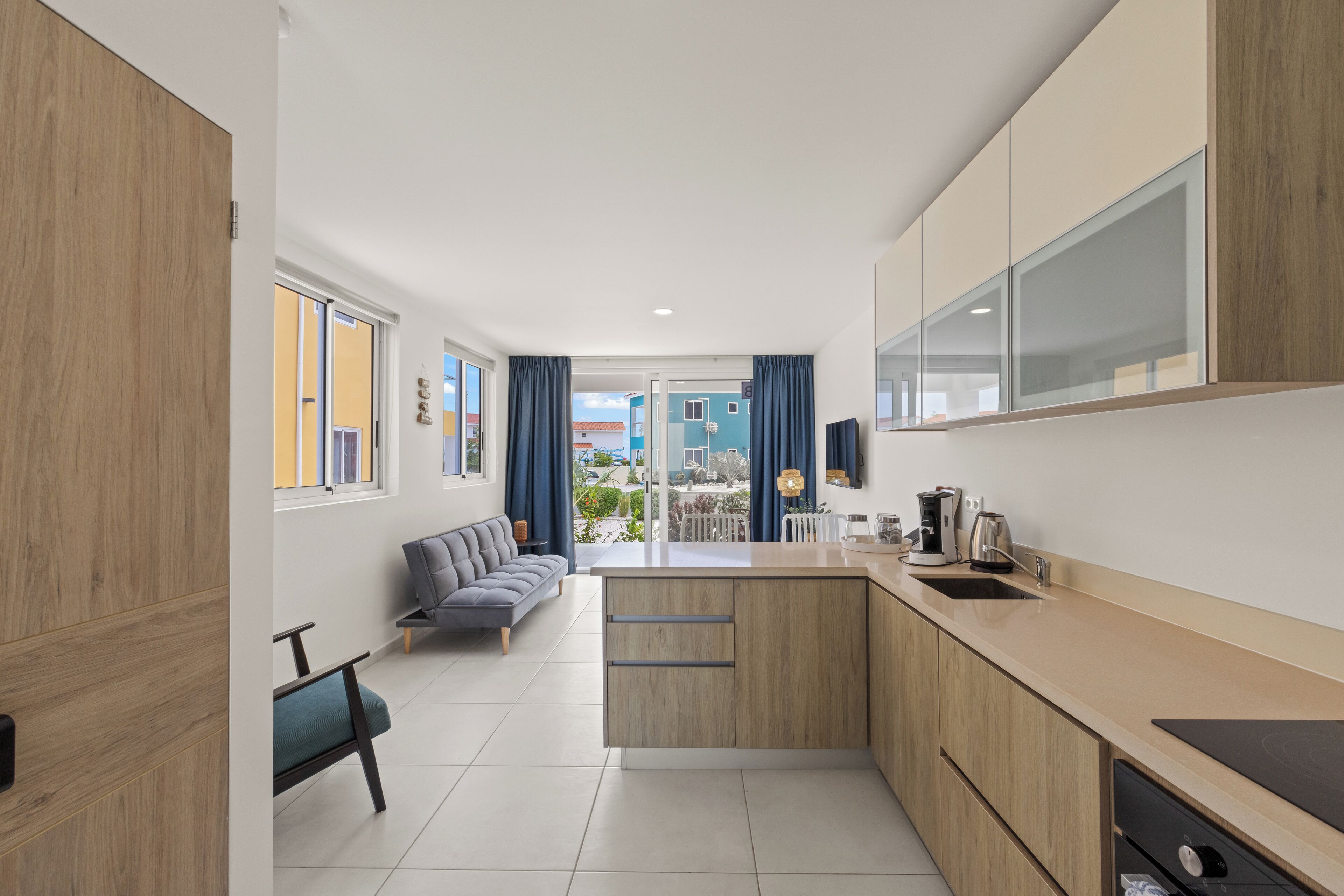 Apartamento, vista para o pátio | Cozinha privada | Chaleira elétrica
