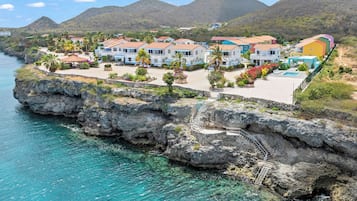 Apartamento, vista para o pátio | Vista para o resort