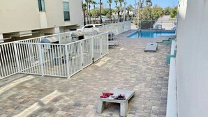 Terrace/patio - Beachfront Bliss! Gulf Waves at The Palms #201 (Okaloosa Island)