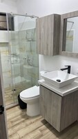 Artículos de higiene personal gratuitos, toallas, jabón y champú