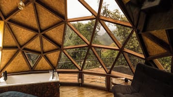 Comfort Chalet, Mountain View | Desk, laptop workspace, free WiFi