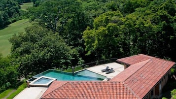 Piscina all'aperto