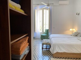 Villa | 4 dormitorios y mobiliario individual