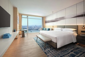 Premium Room, 1 King Bed, River View