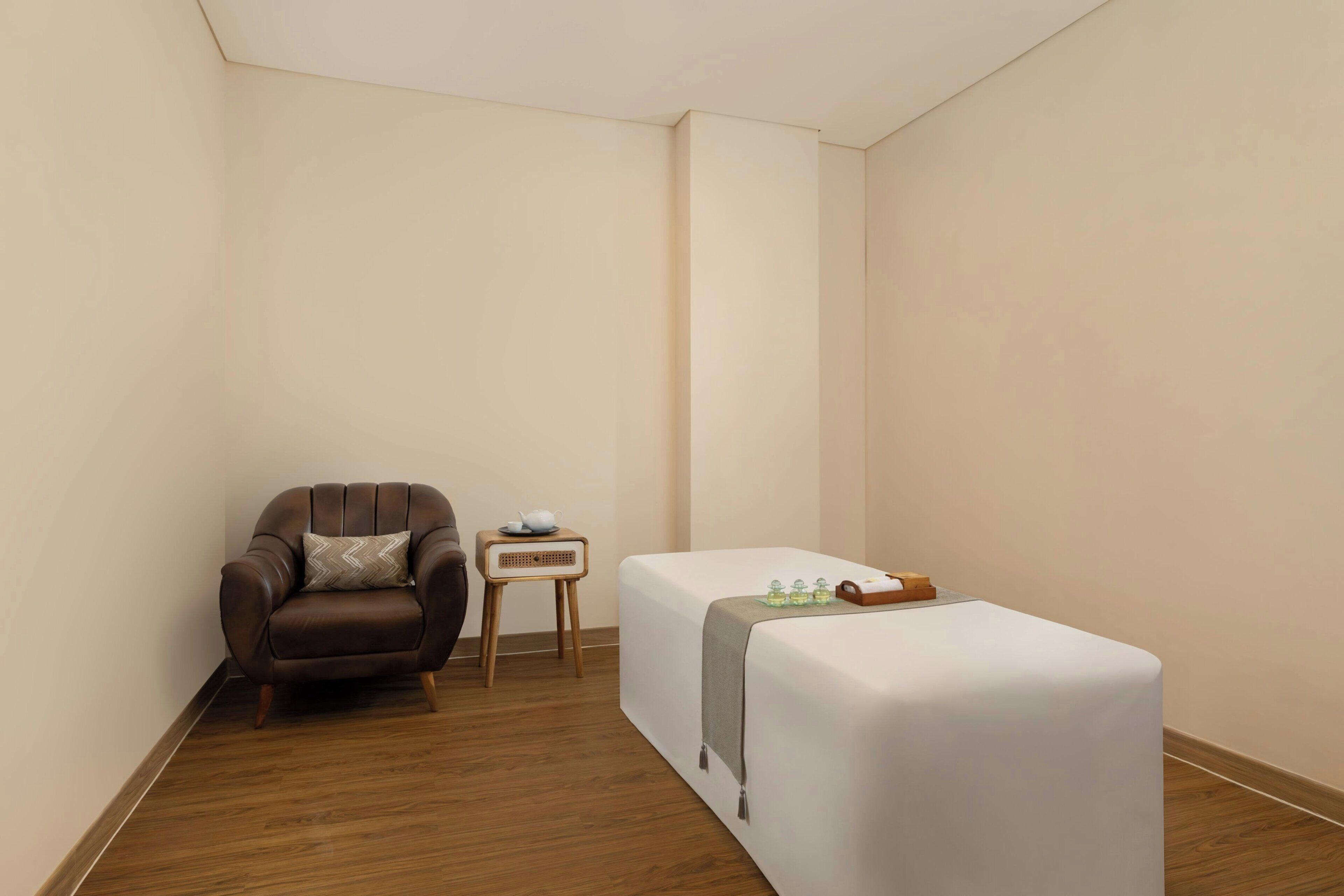 Body treatments, aromatherapy, massages