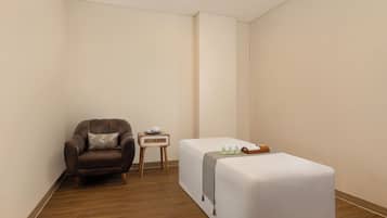 Kropsbehandlinger, aromaterapi, massagebehandlinger