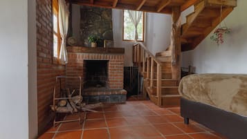 Standard-Ferienhütte, Terrasse, Bergblick | 2 Schlafzimmer, Allergikerbettwaren, Daunenbettdecken